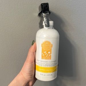 Scentsy bathroom cleaner